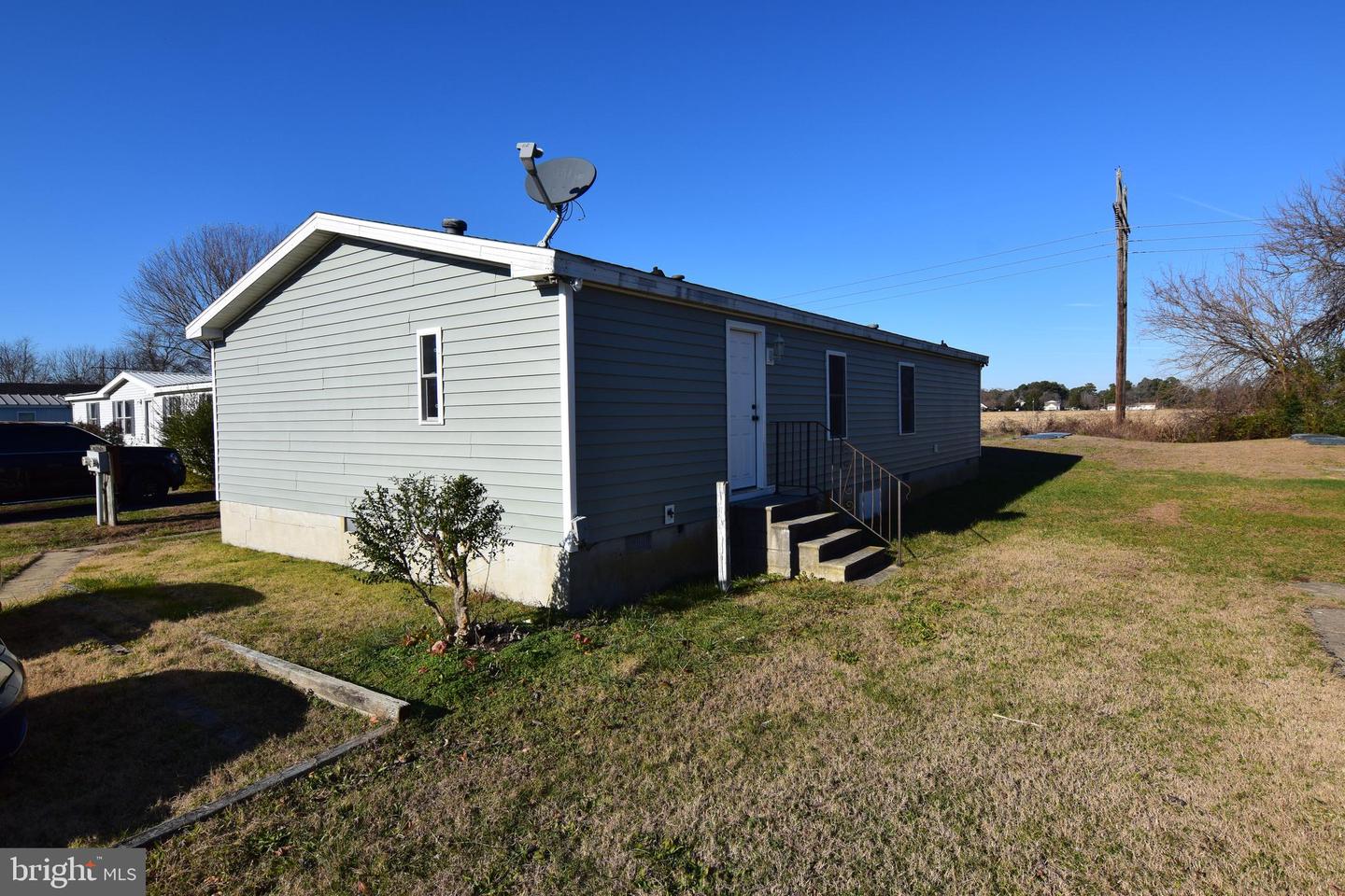 8711 Garden Ln Property Photo 16