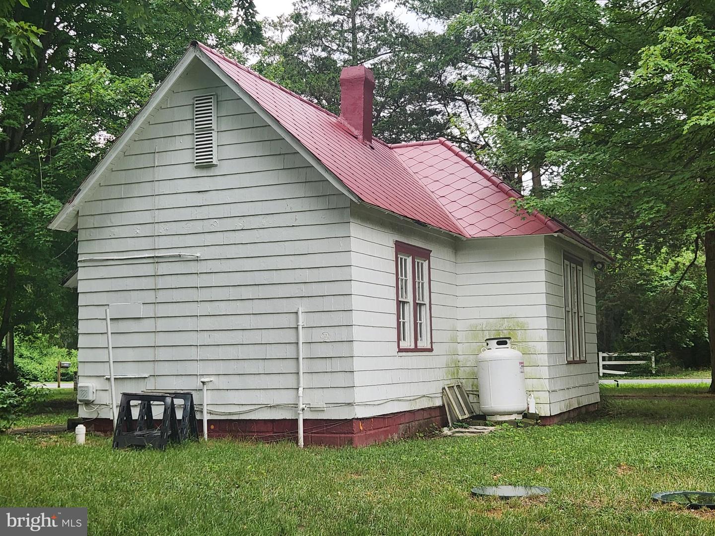 18455 Johnson Rd Property Photo 19
