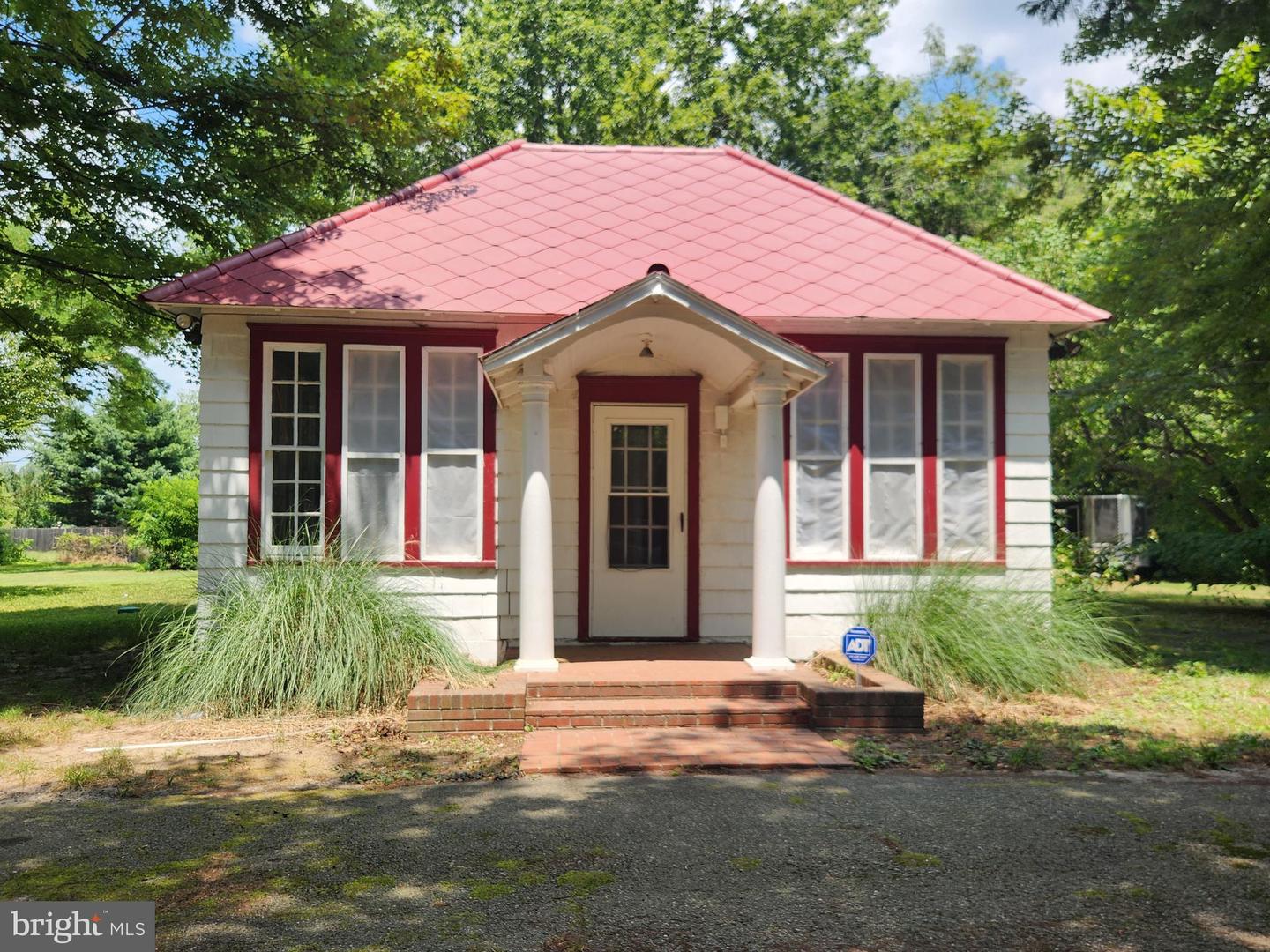 18455 Johnson Rd Property Photo 25
