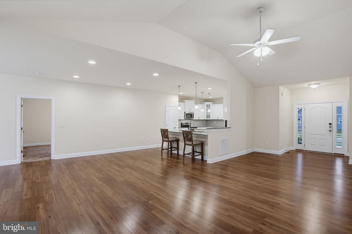 18822 Melville Way Property Photo 6