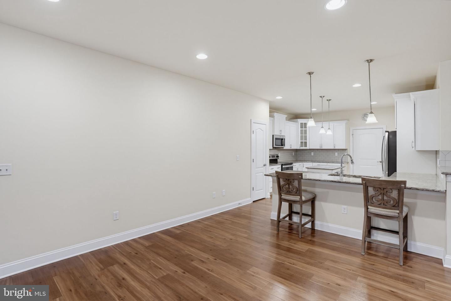18822 Melville Way Property Photo 8