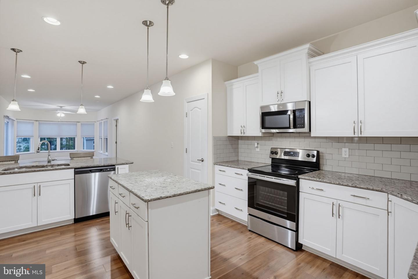 18822 Melville Way Property Photo 14