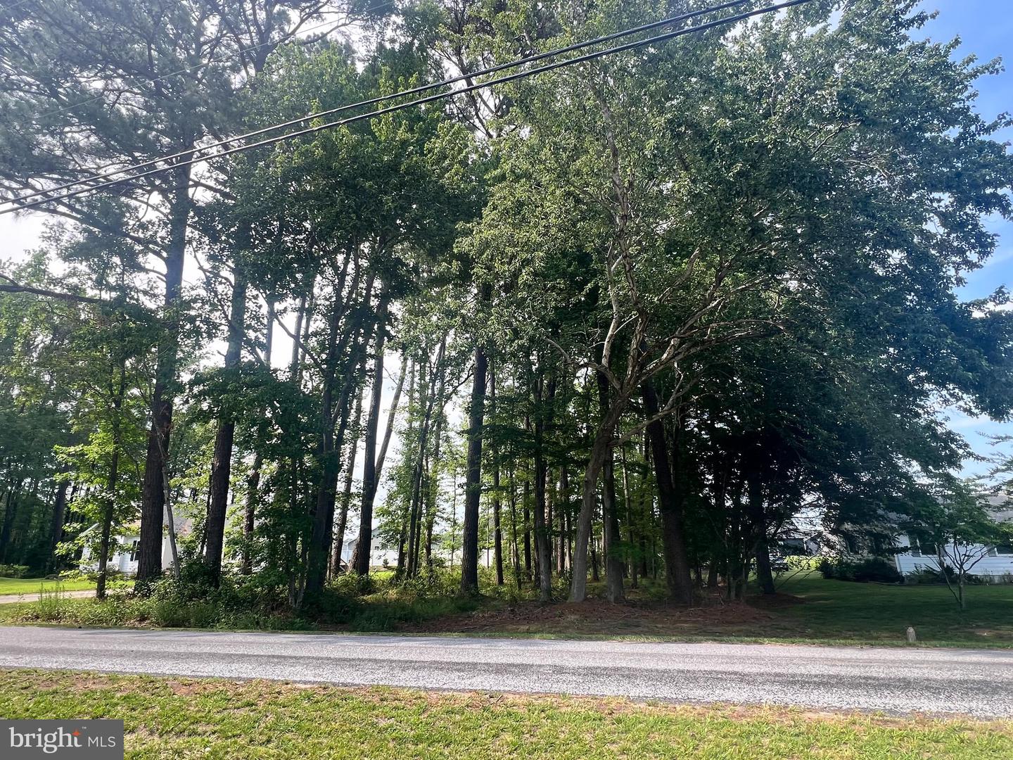0 Side Property Photo 2