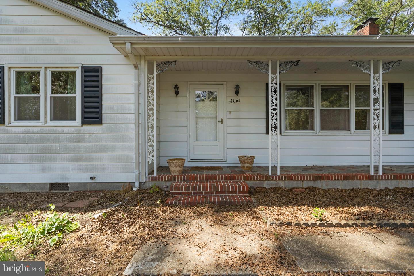 14061 Russell Rd Property Photo 5