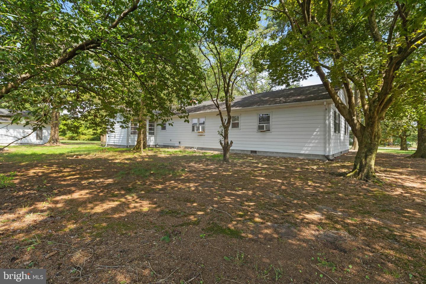 14061 Russell Rd Property Photo 9