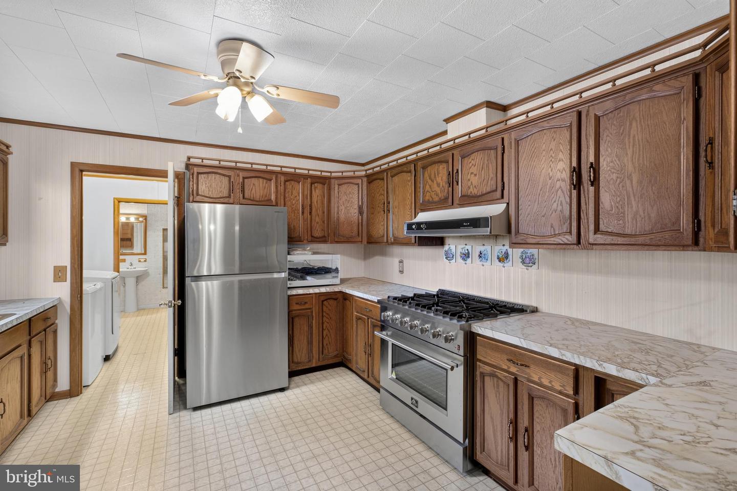 14061 Russell Rd Property Photo 22