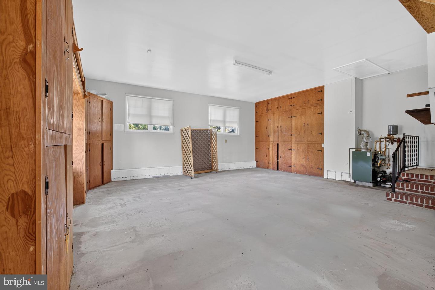 14061 Russell Rd Property Photo 42
