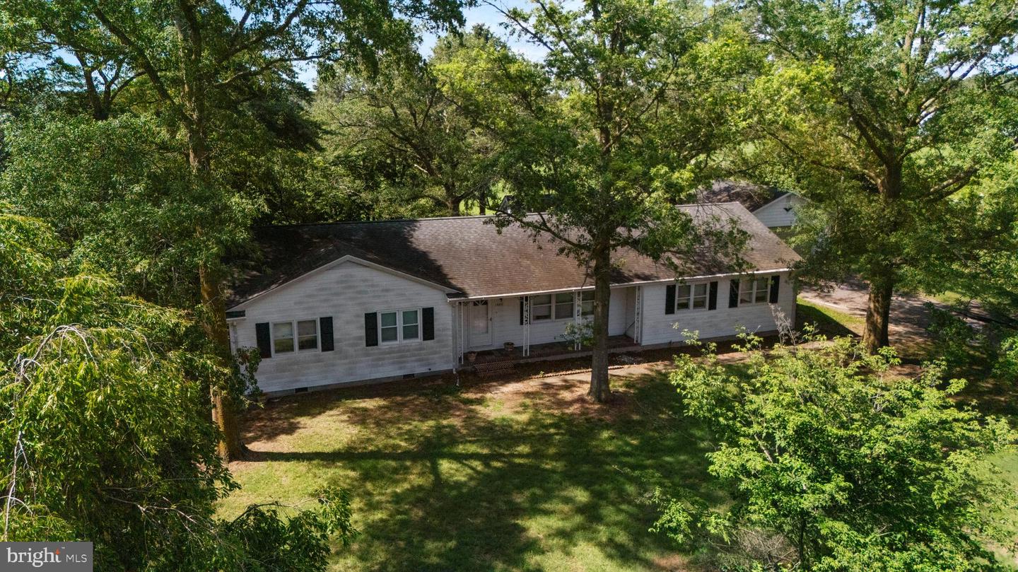14061 Russell Rd Property Photo 46