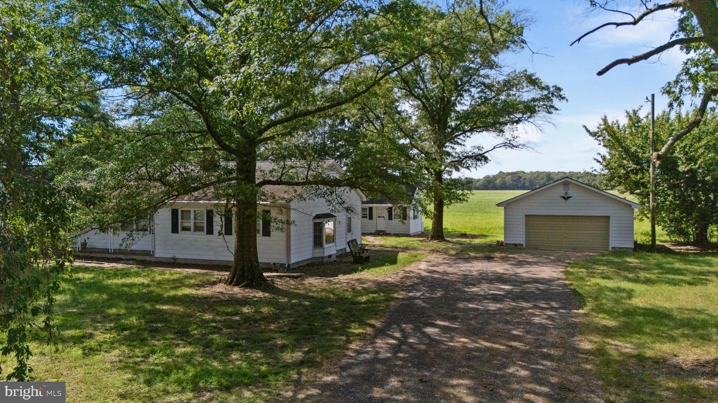 14061 Russell Rd Property Photo 47