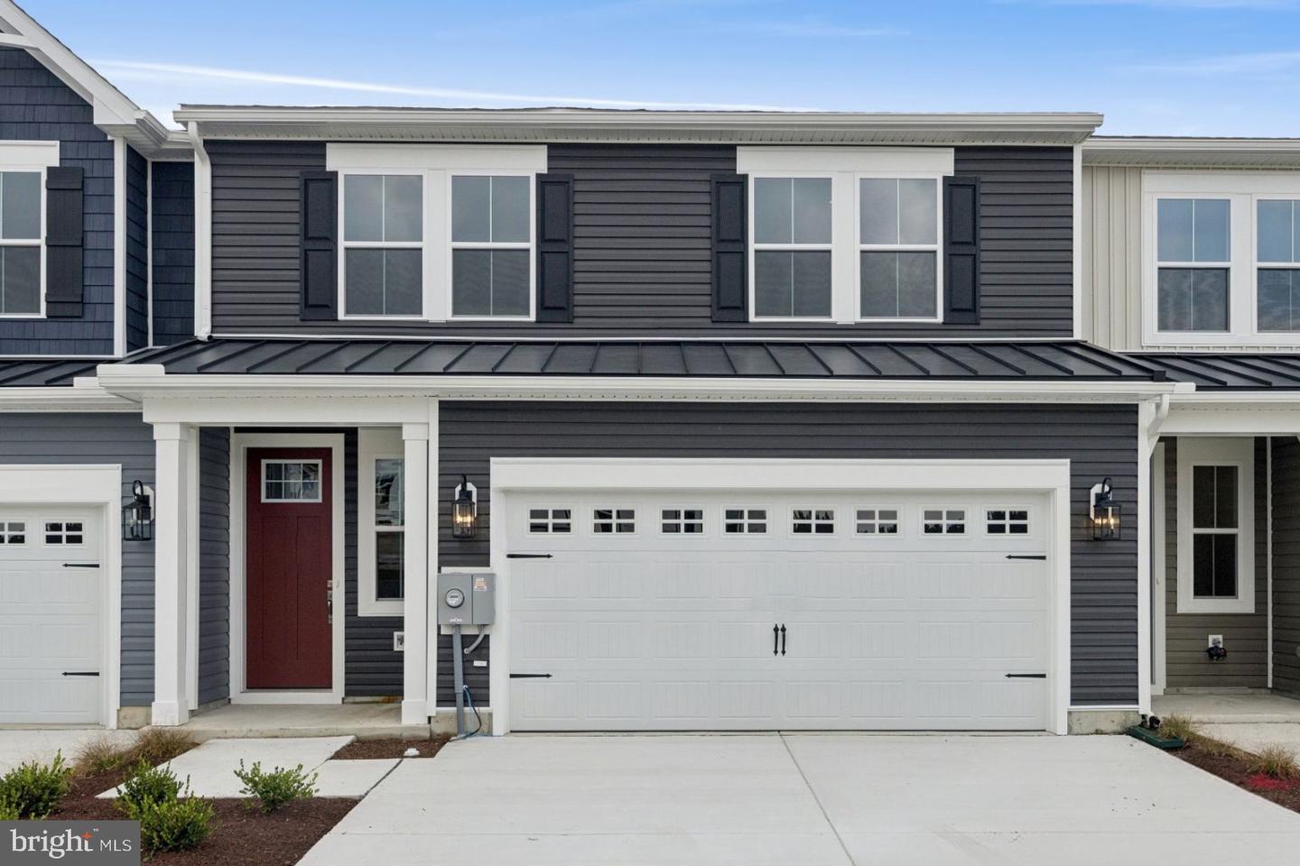 20530 Spyglass Cir Property Photo 1
