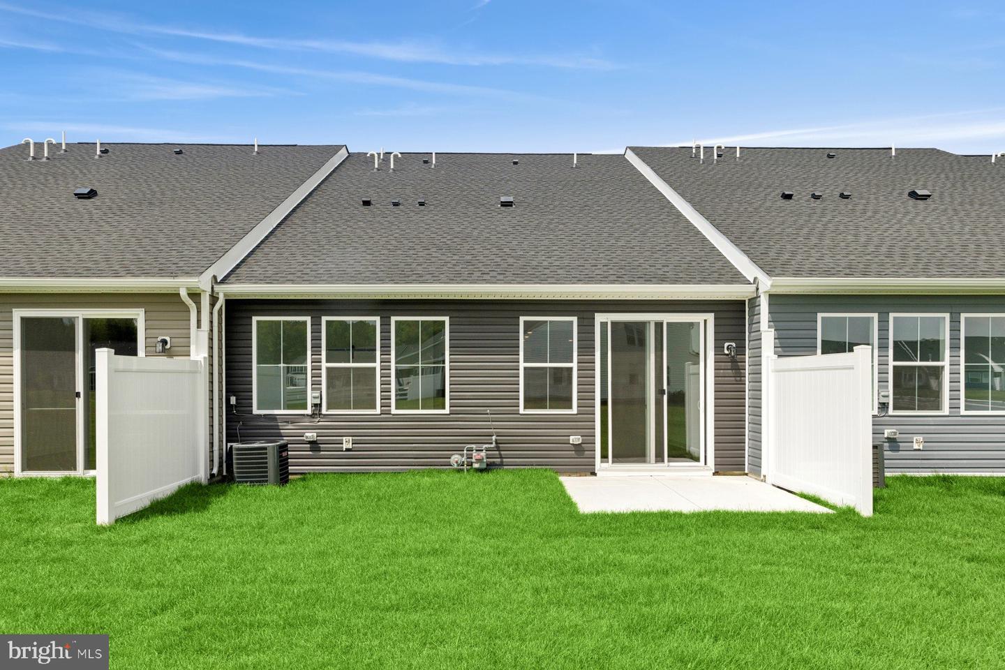 20530 Spyglass Cir Property Photo 11