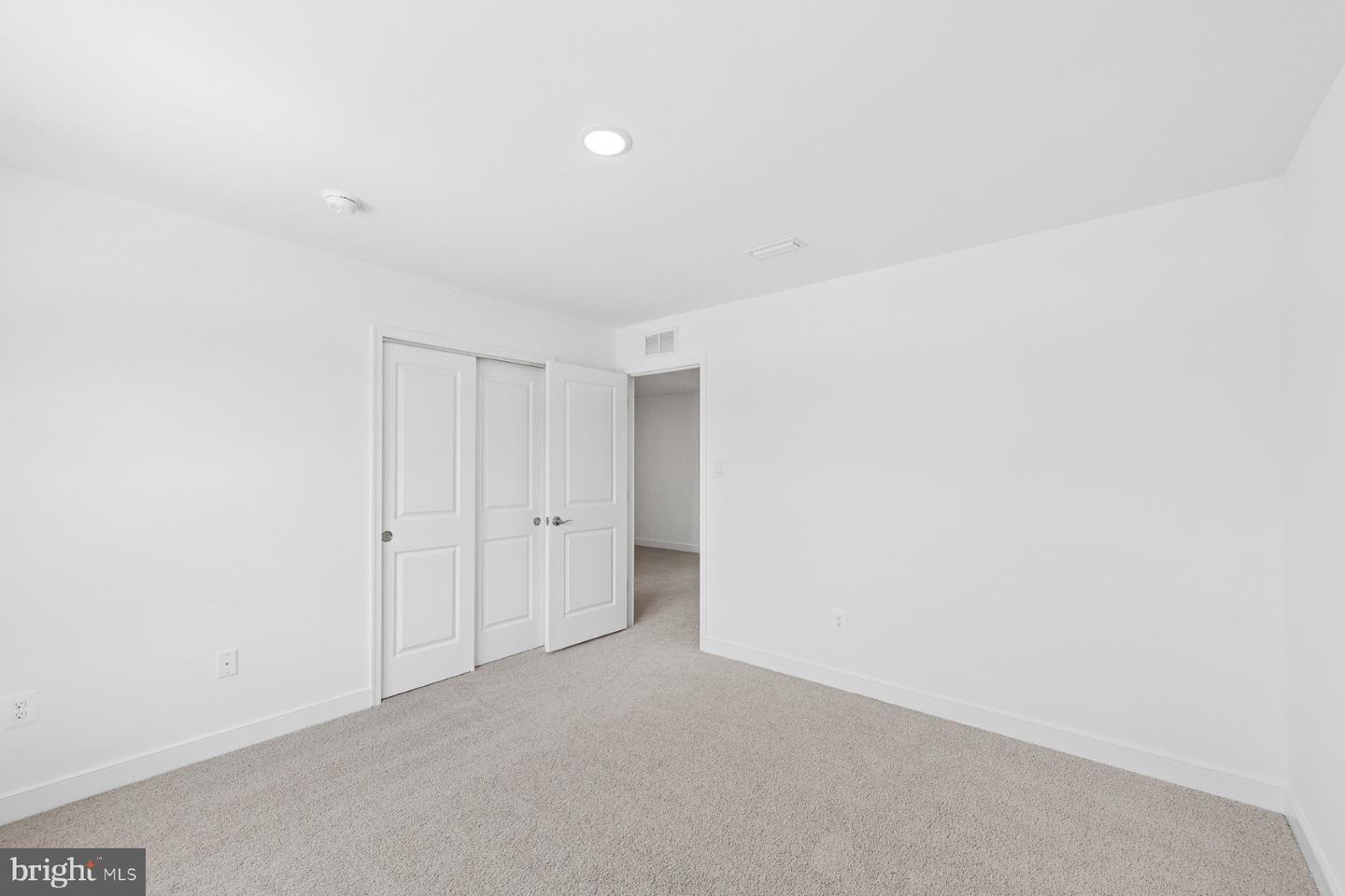 20530 Spyglass Cir Property Photo 19