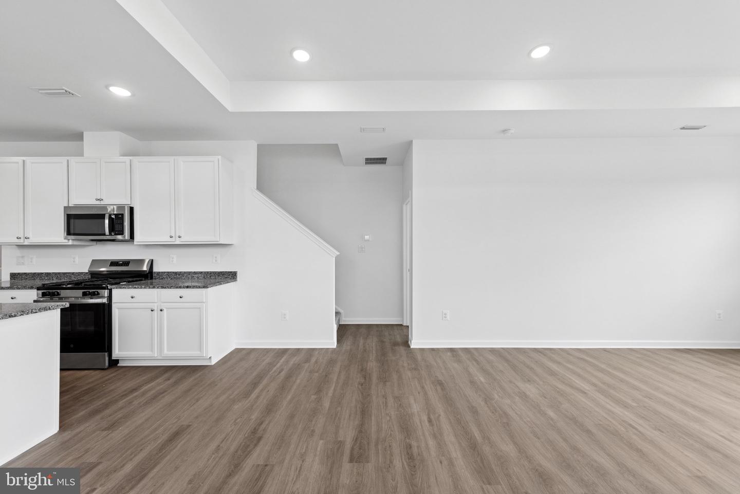 20526 Spyglass Cir Property Photo 13