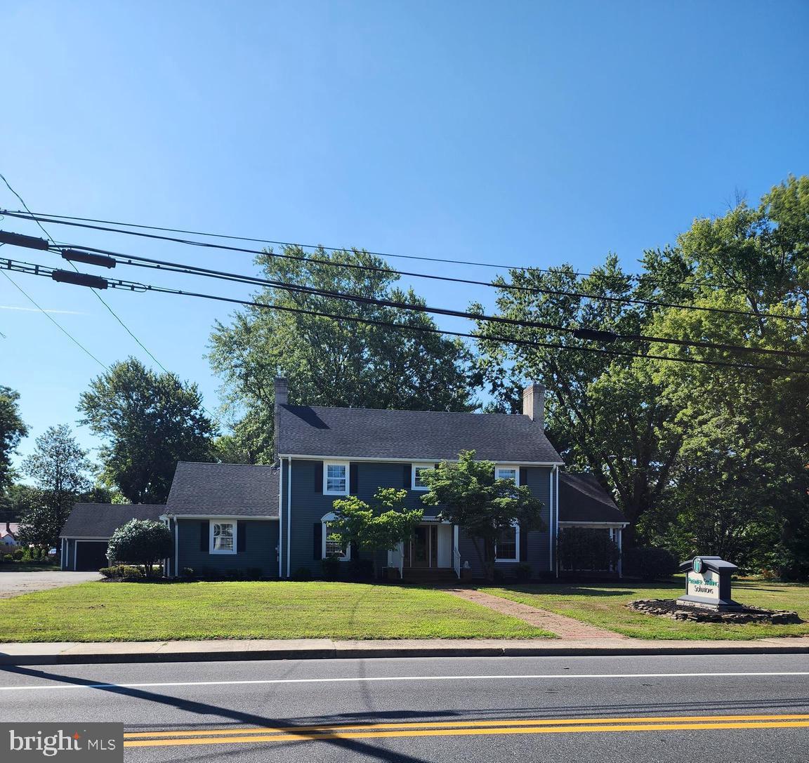 123 W Market St Property Photo 1