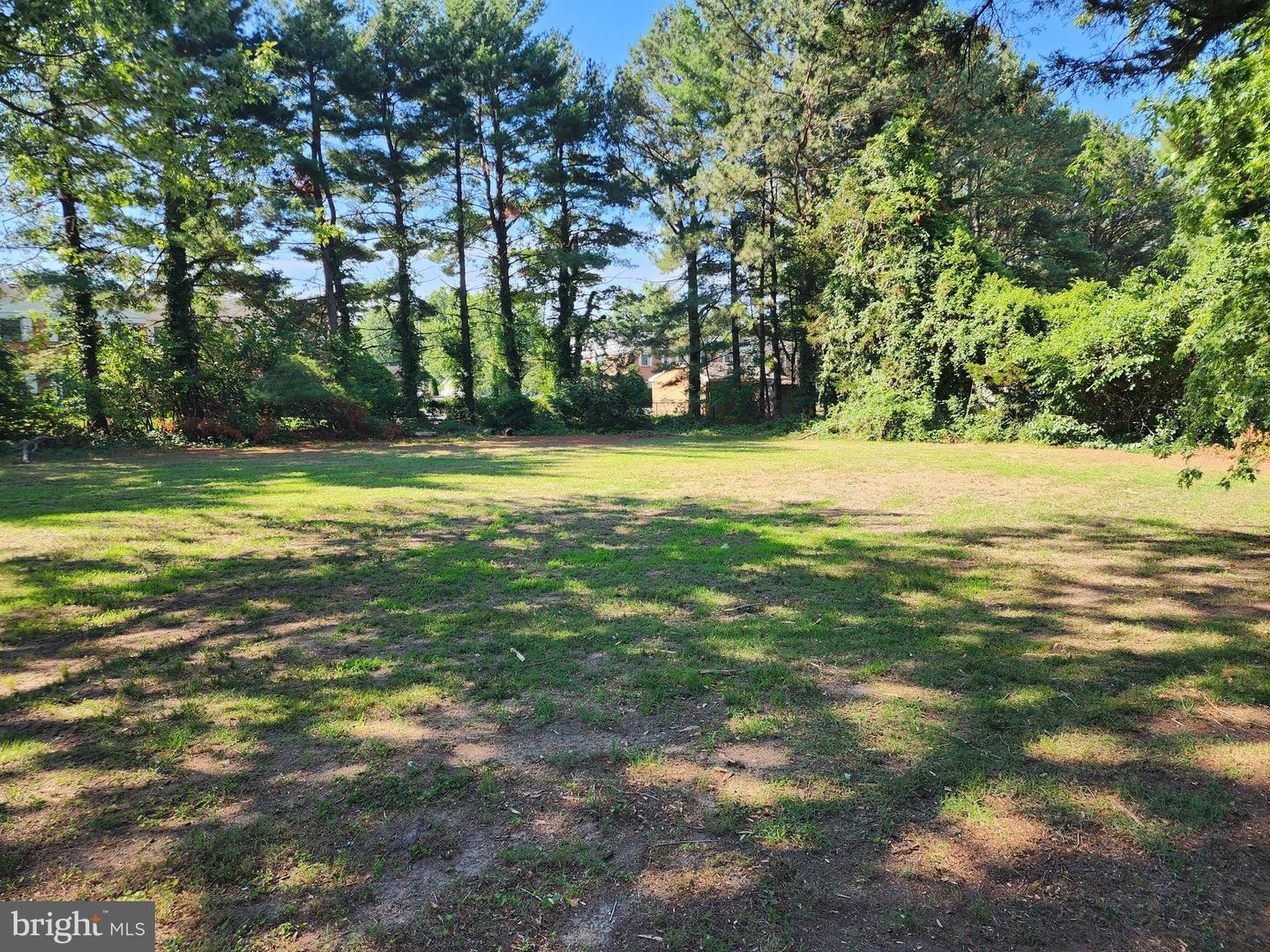 123 W Market St Property Photo 9