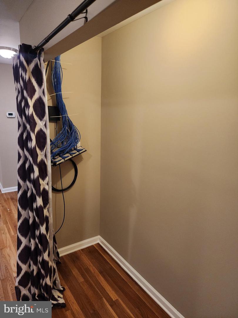 123 W Market St Property Photo 64