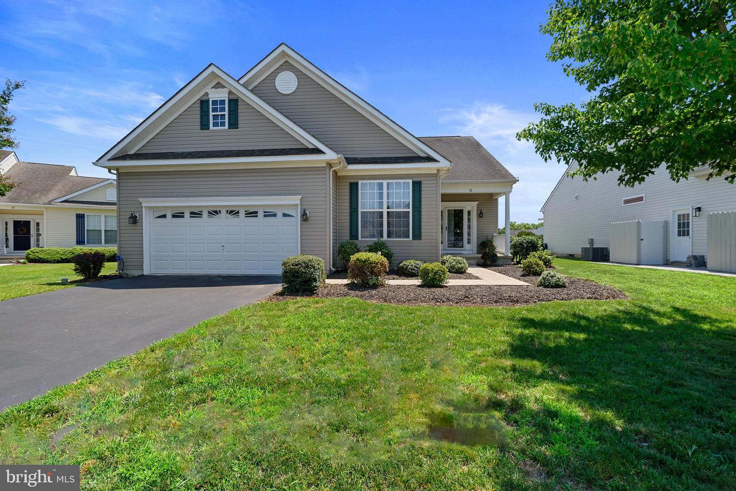 16 Wauwinet Ct Property Photo 1