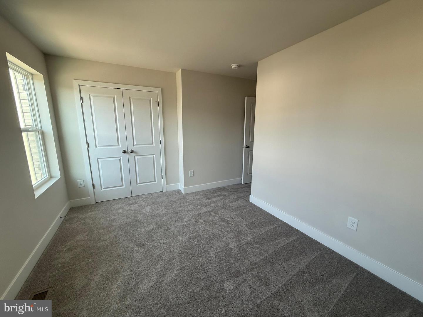 29405 Oxford Dr Property Photo 12
