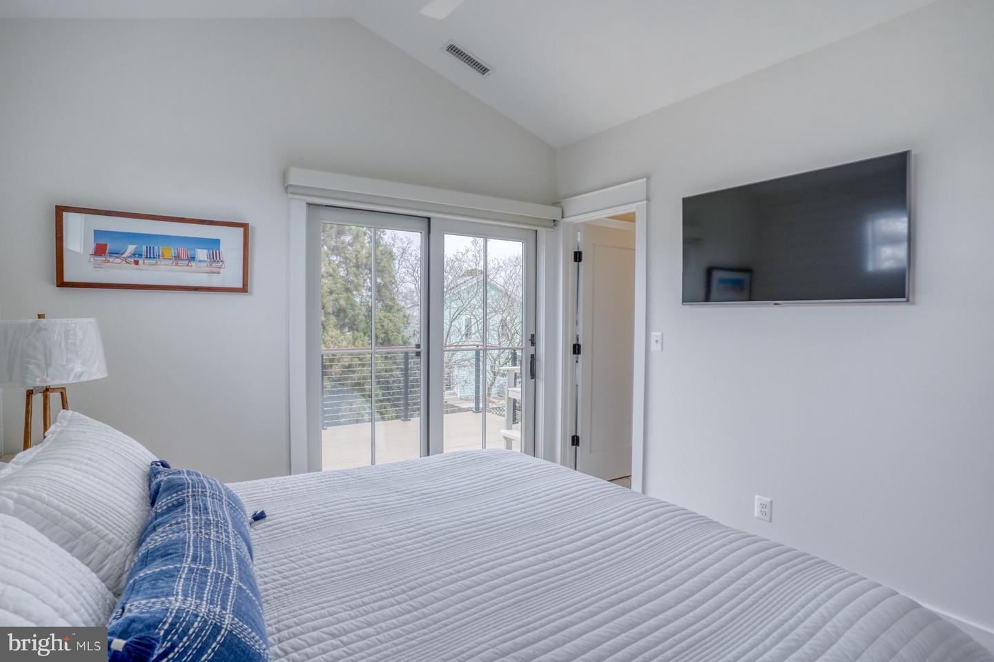 38185 Martins Way Property Photo 50