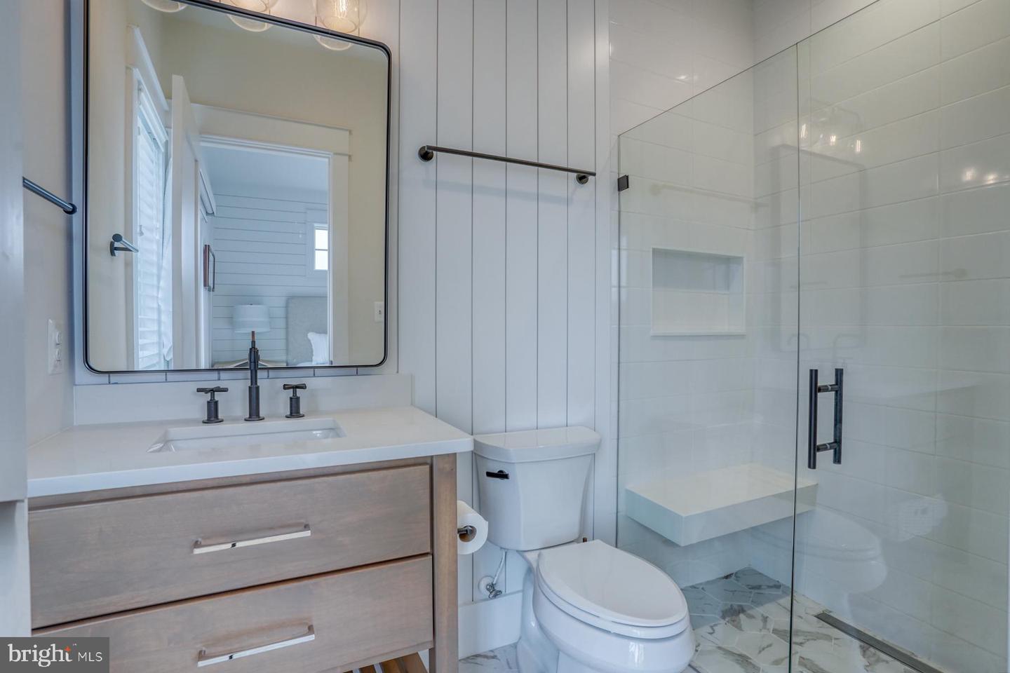 38185 Martins Way Property Photo 52