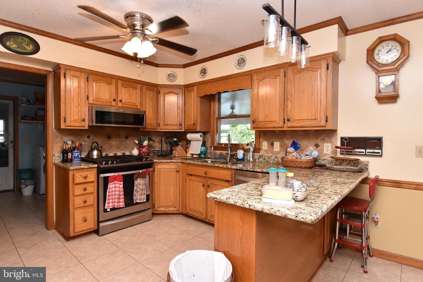 22622 Little St Property Photo 7