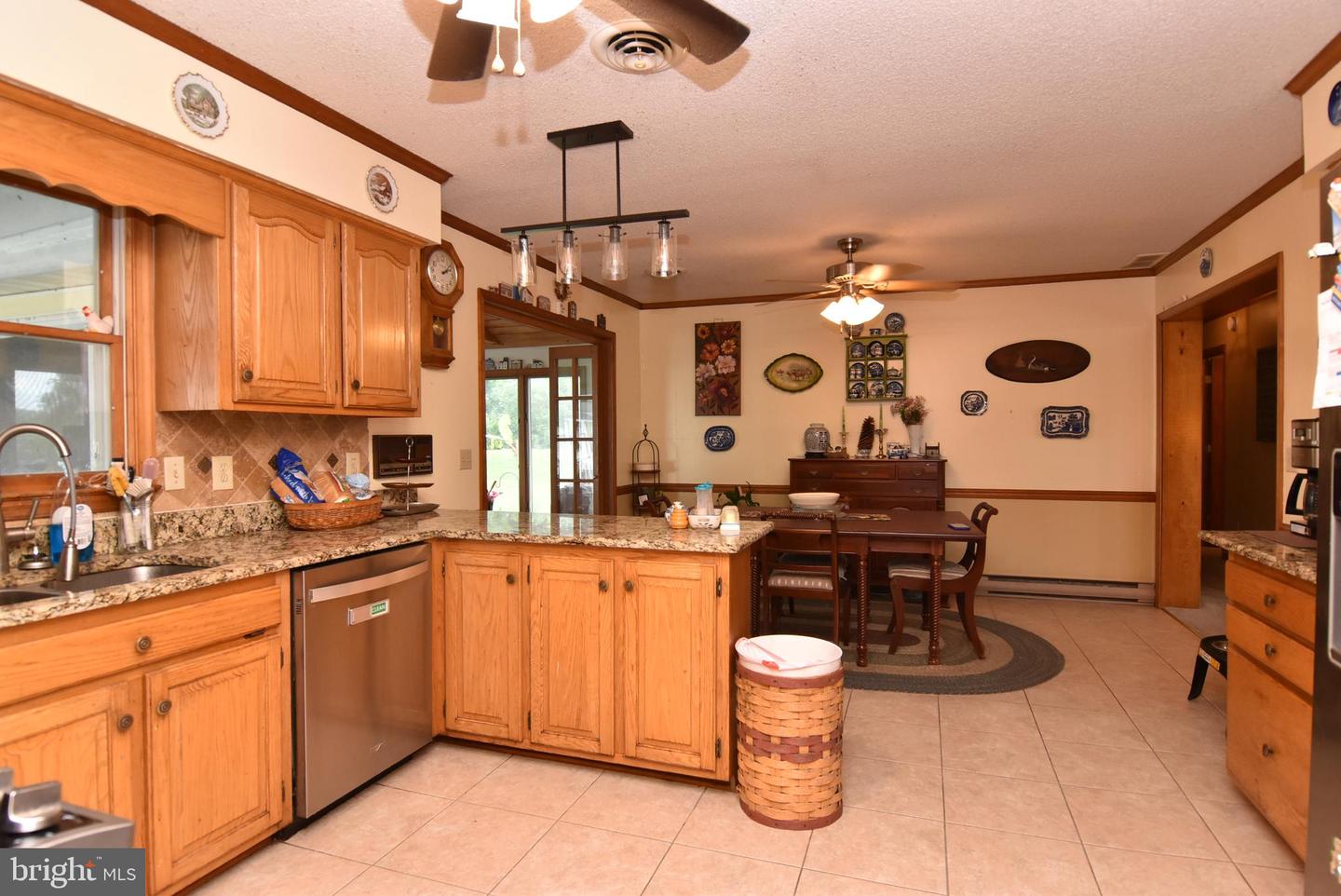 22622 Little St Property Photo 8