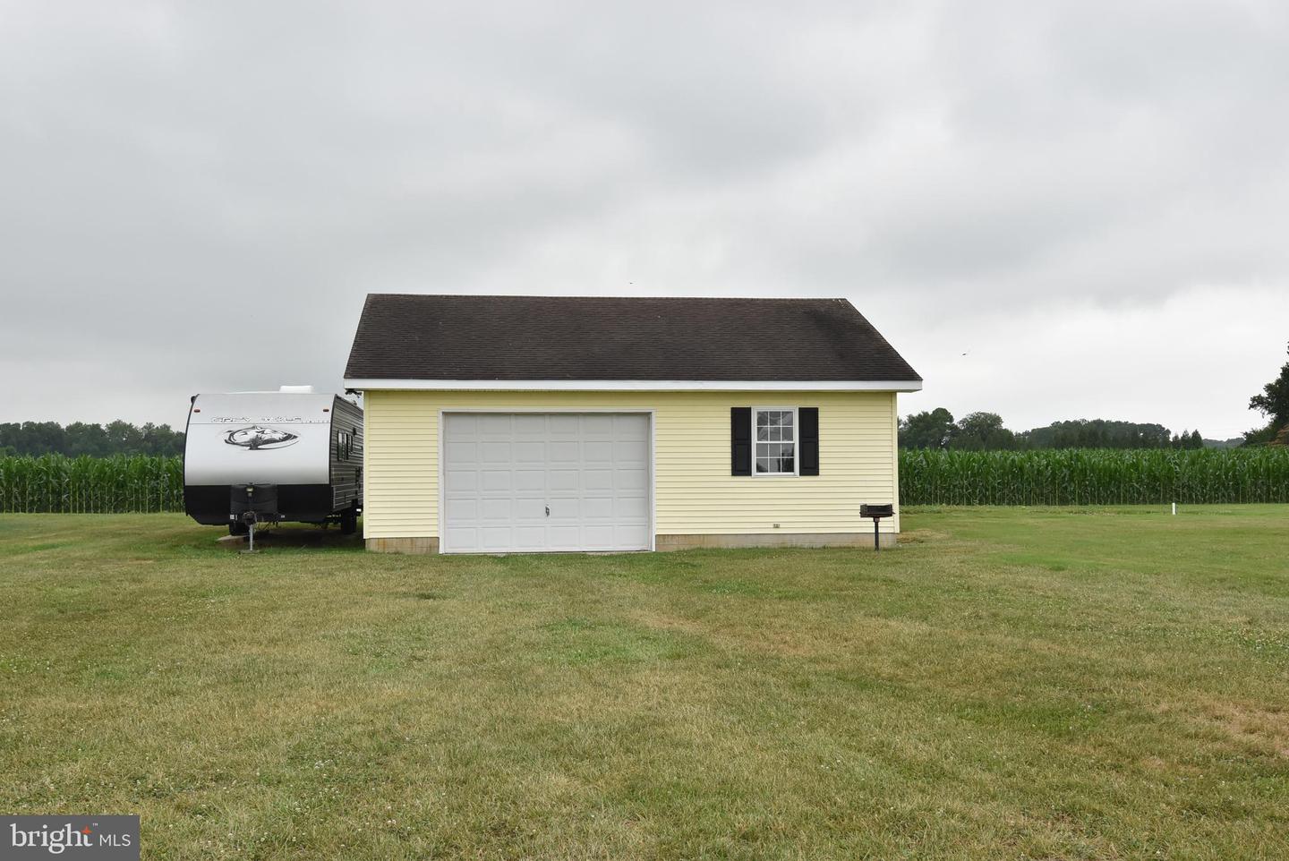 22622 Little St Property Photo 23