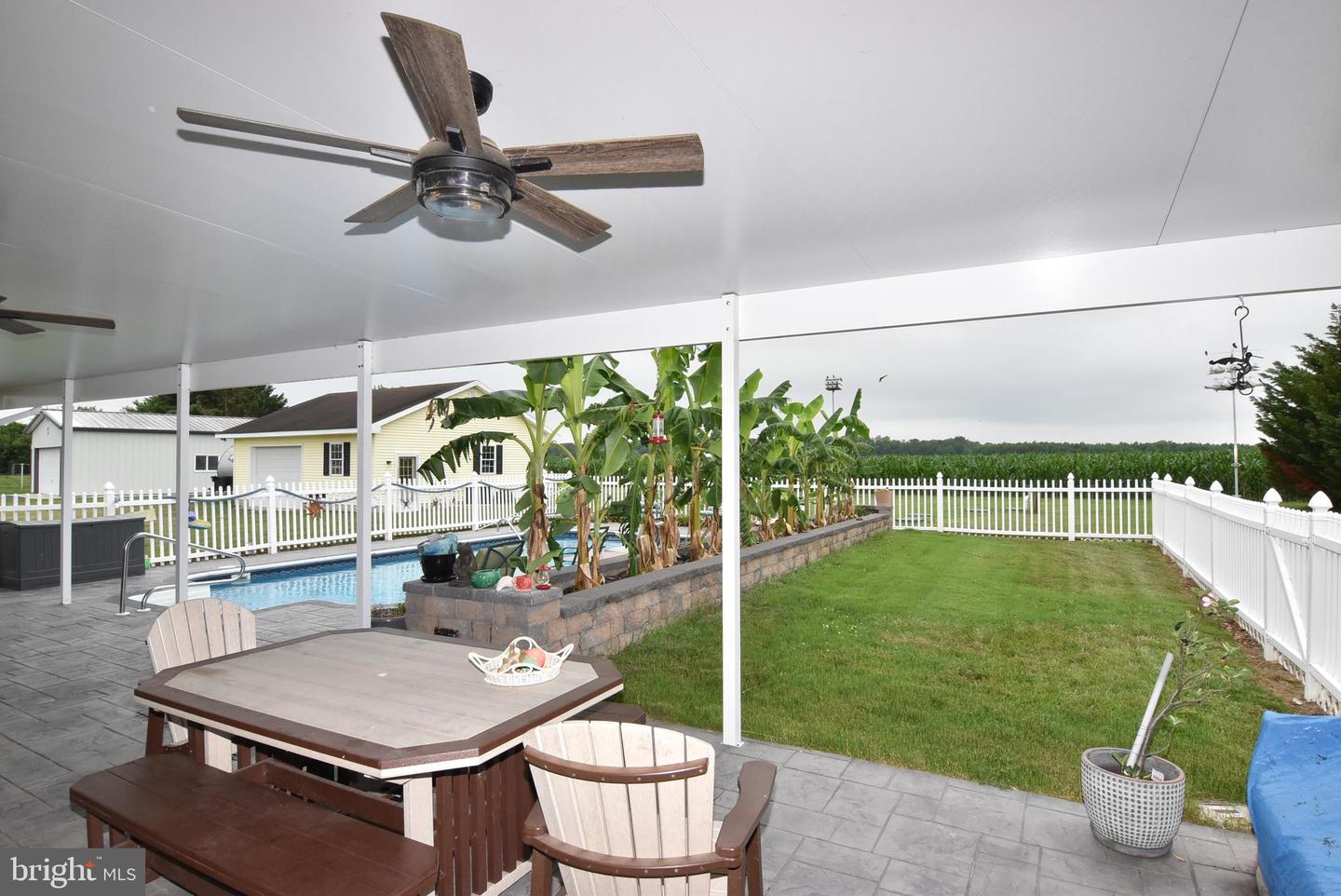 22622 Little St Property Photo 28
