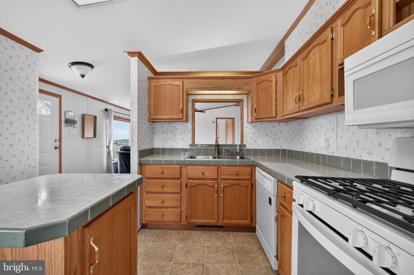 27107 Schooner Rd Property Photo 19