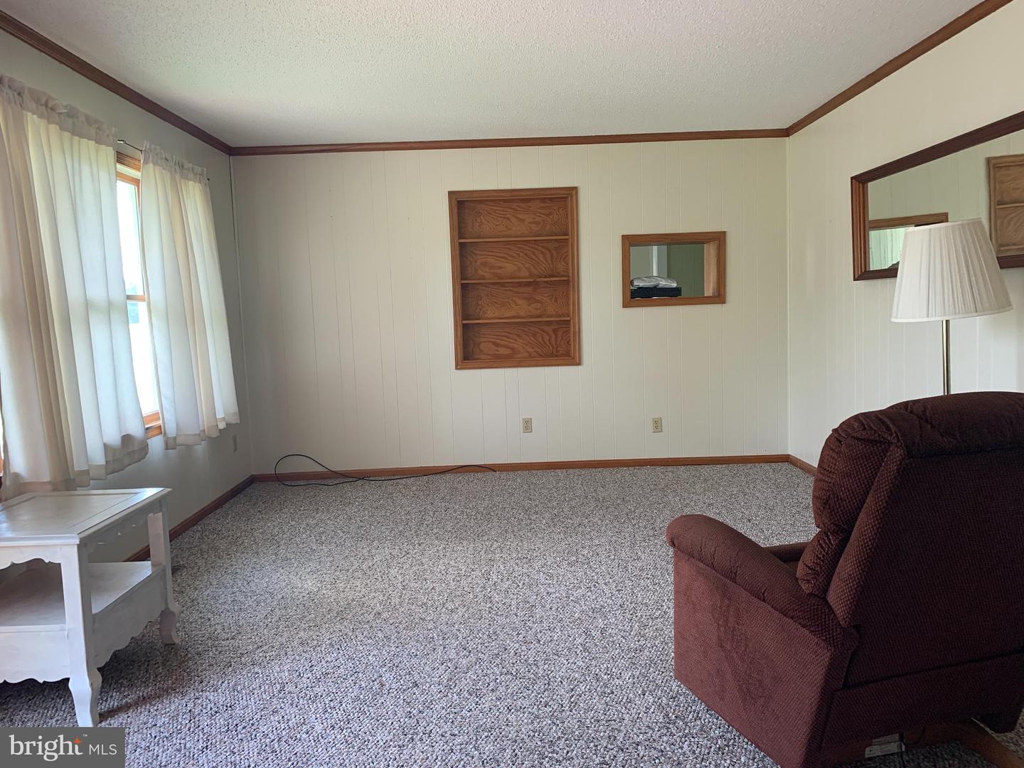 16920 N Main St Property Photo 5