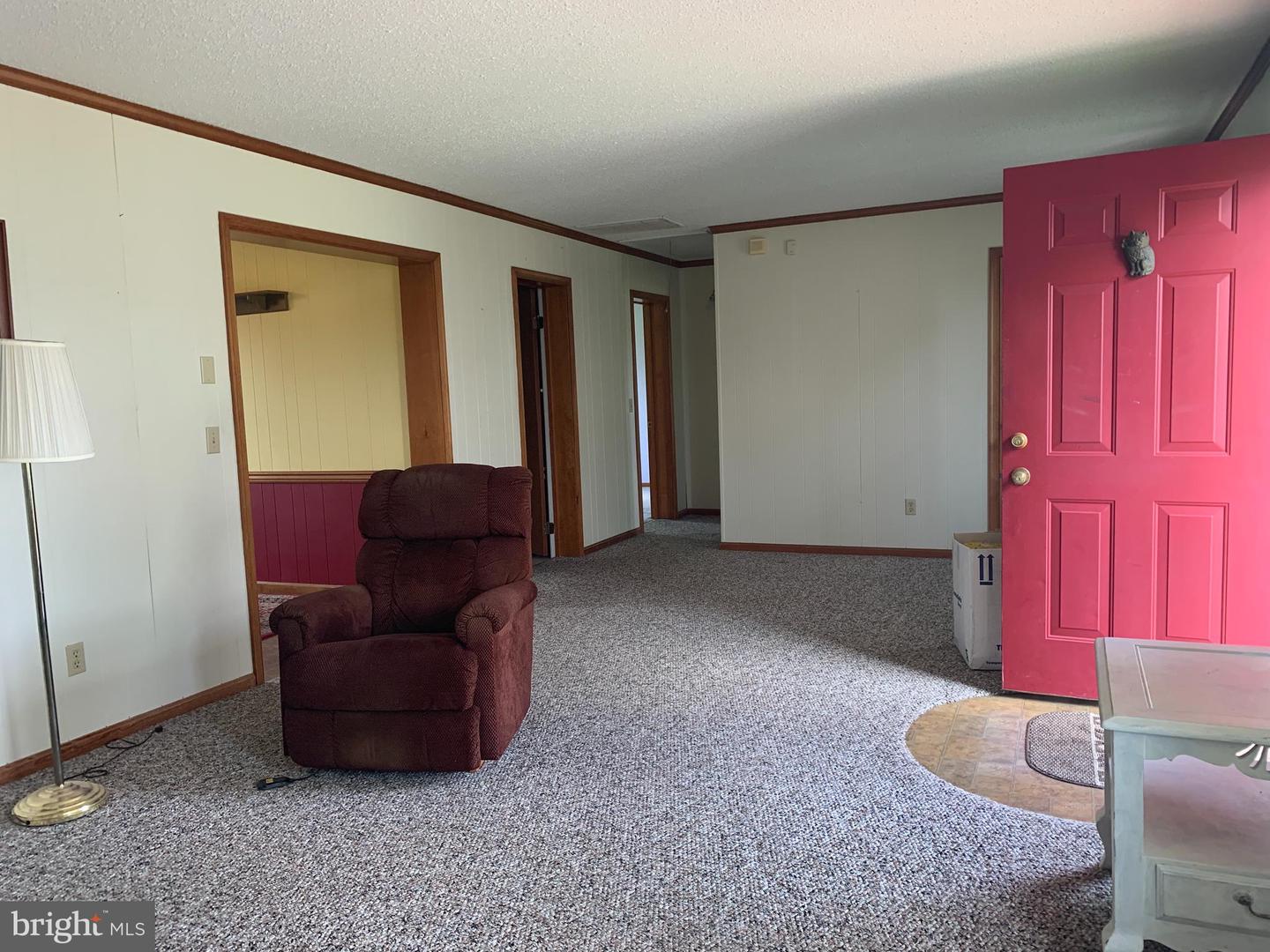 16920 N Main St Property Photo 6