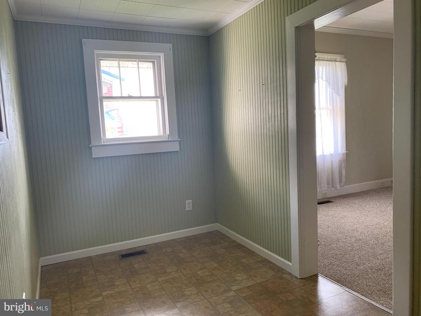 16920 N Main St Property Photo 11