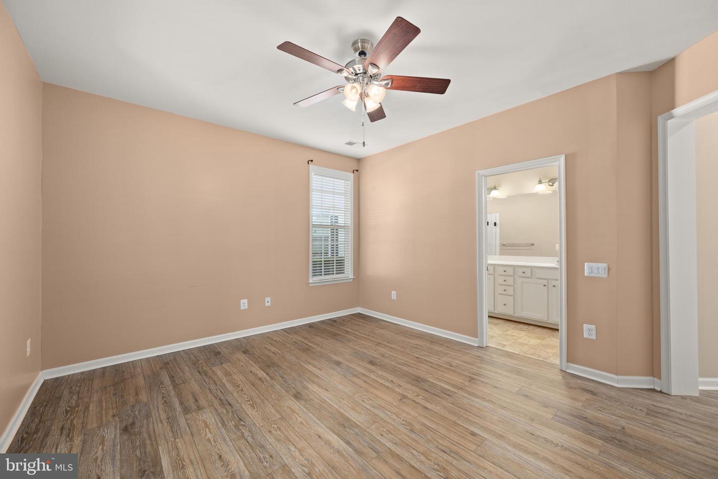 1 Harlequin Loop Property Photo 12
