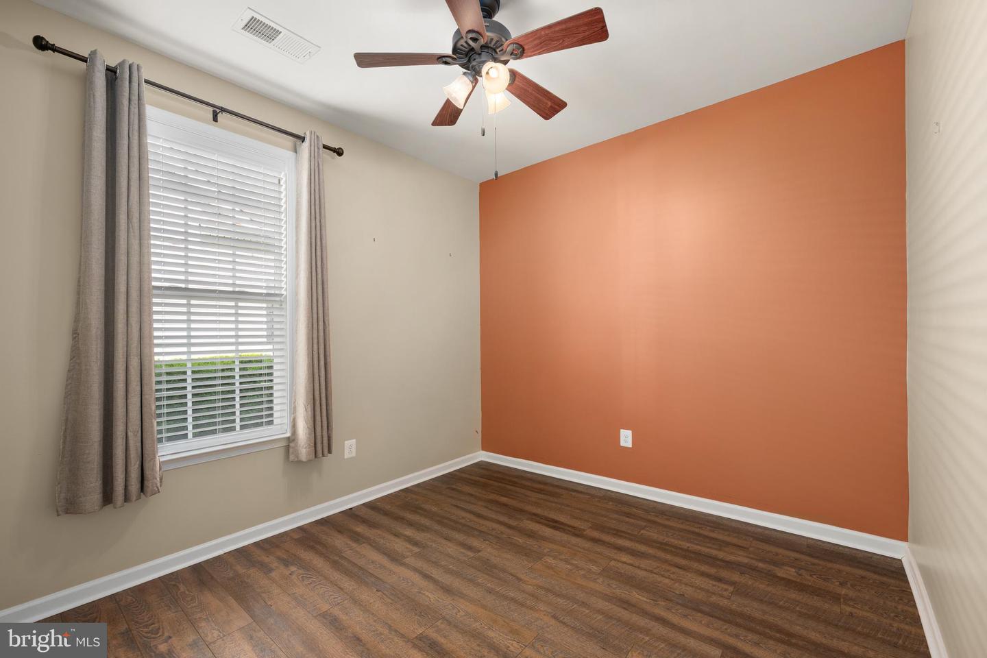 1 Harlequin Loop Property Photo 14