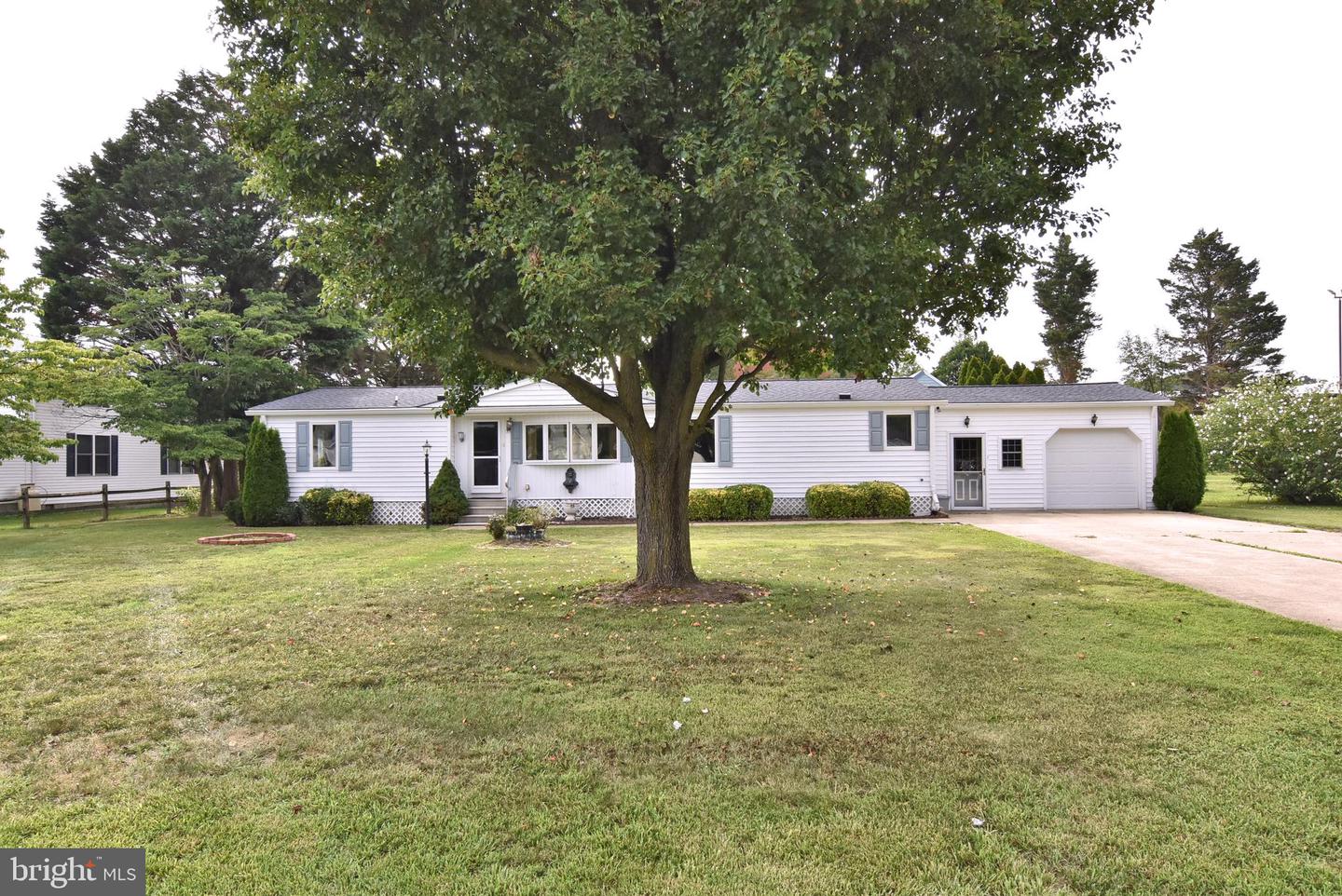 26693 River Breeze Dr Property Photo 1