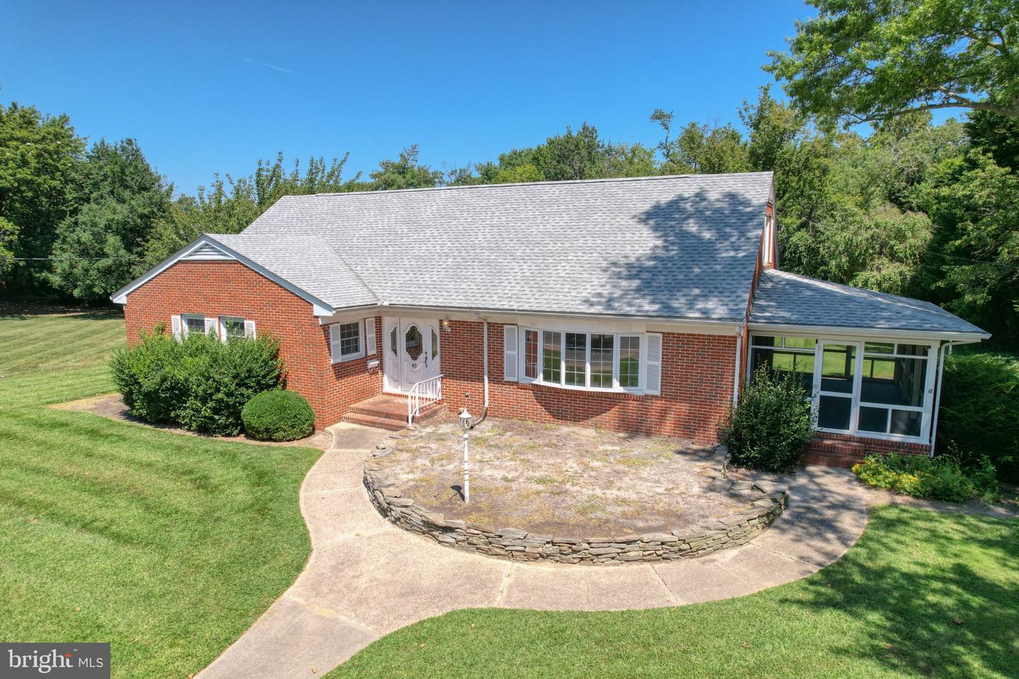 43 Devries Cir Property Photo 2