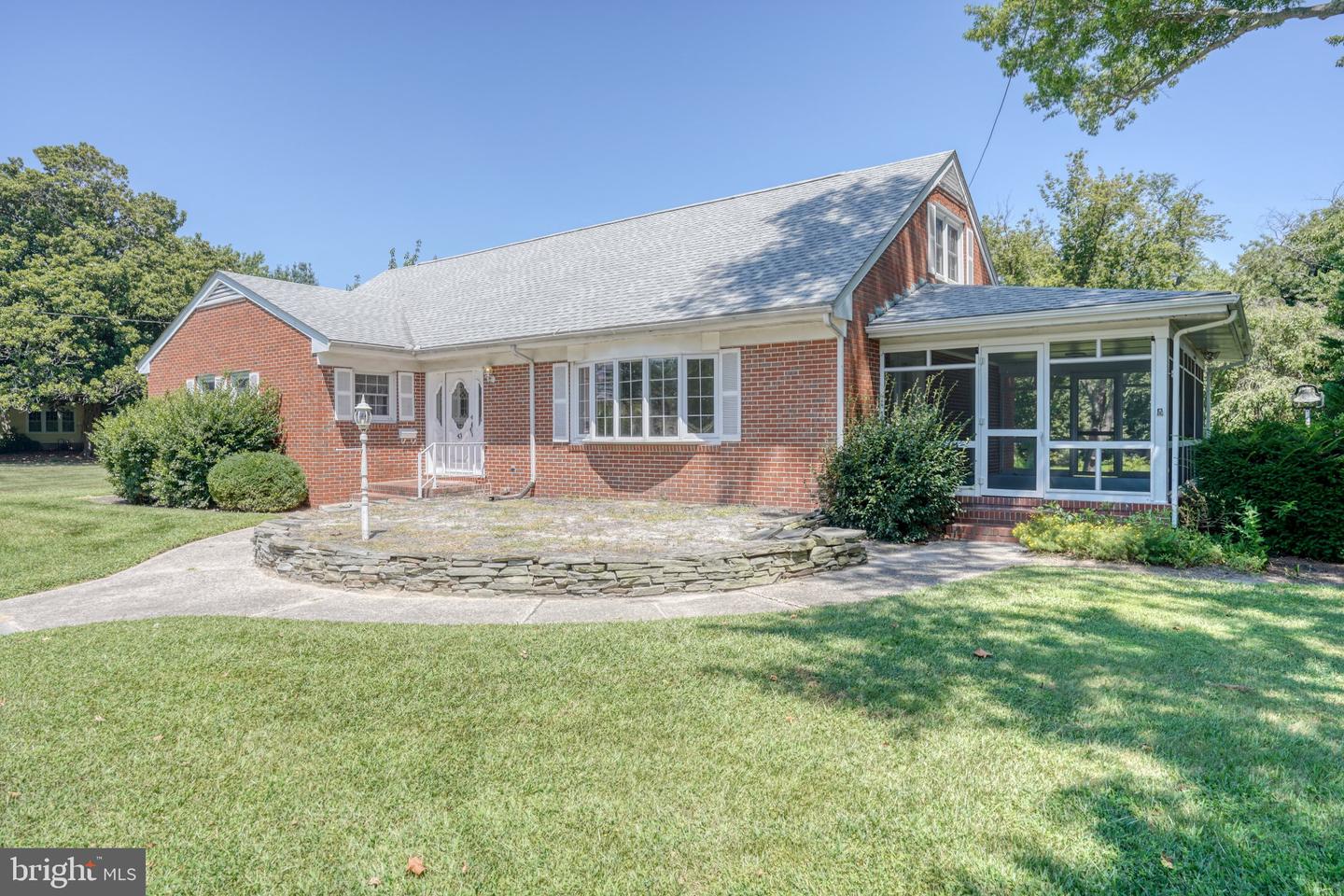 43 Devries Cir Property Photo 3
