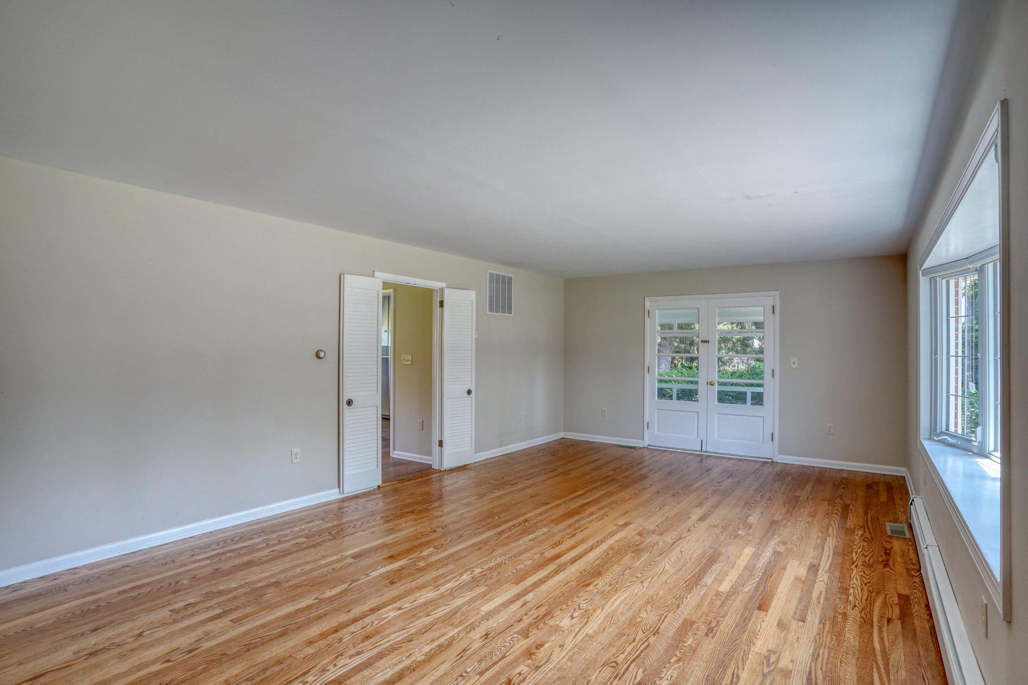 43 Devries Cir Property Photo 16