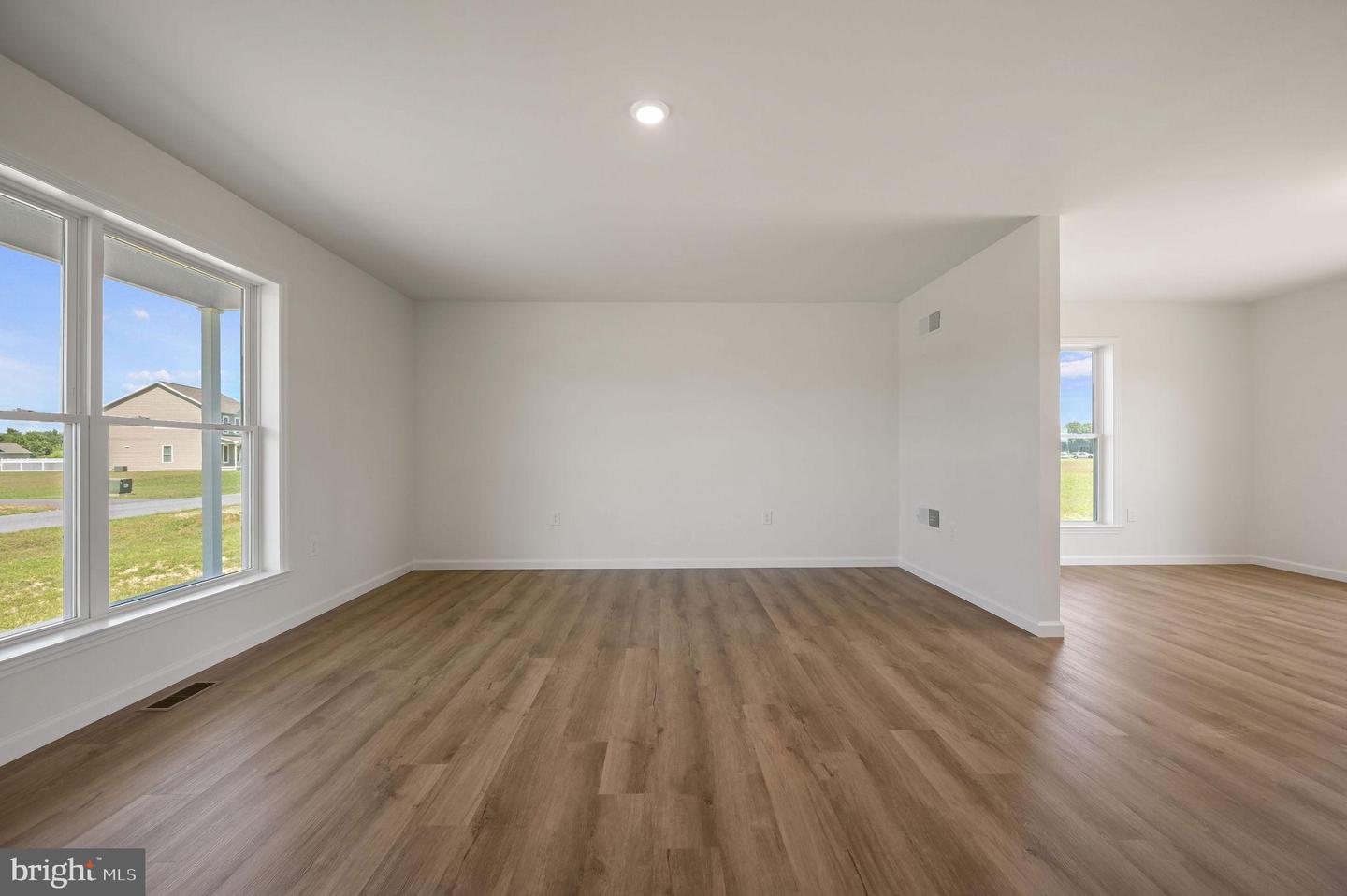 26351 Meadow Ln Property Photo 4