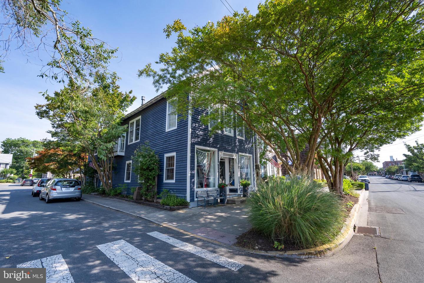 328 MARKET ST Property Photo 1