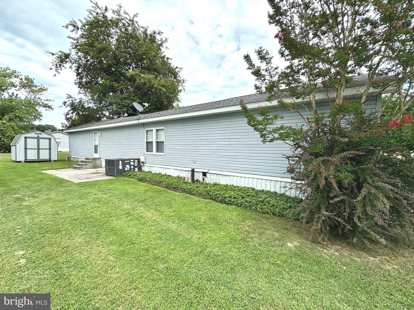 33483 Buttercup St #g-8 Property Photo 3