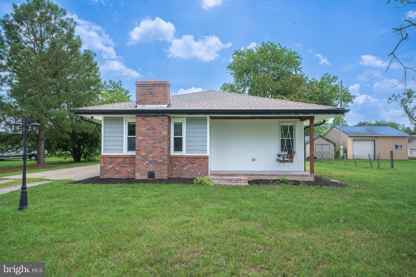 9010 Elks Rd Property Photo 1