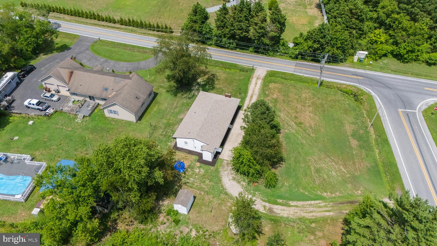 9010 Elks Rd Property Photo 32