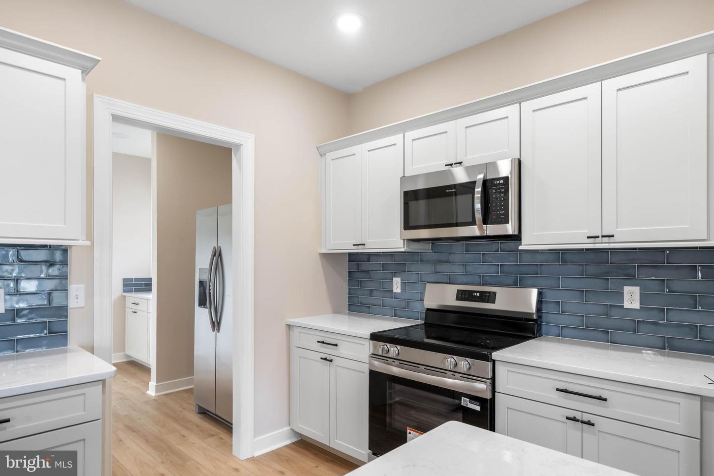 14 Mulberry St Property Photo 7