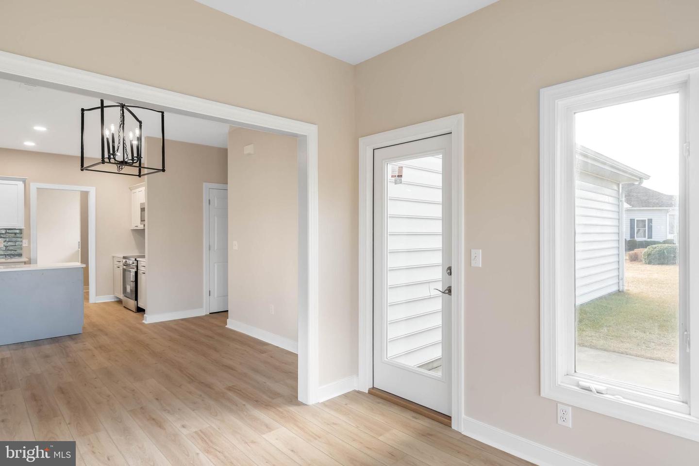 14 Mulberry St Property Photo 11