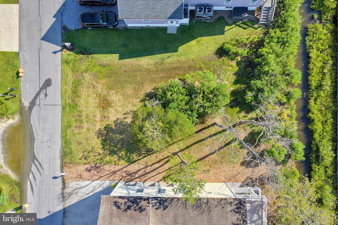 674 Tingle Ave Property Photo 3