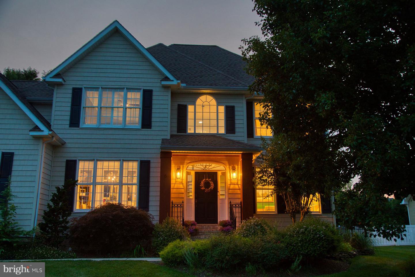 6 Wellington Pl Property Photo 6