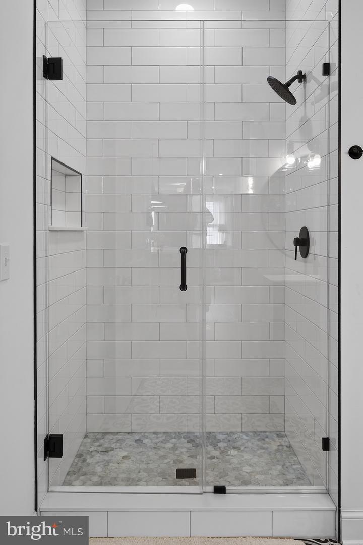 6 Wellington Pl Property Photo 30