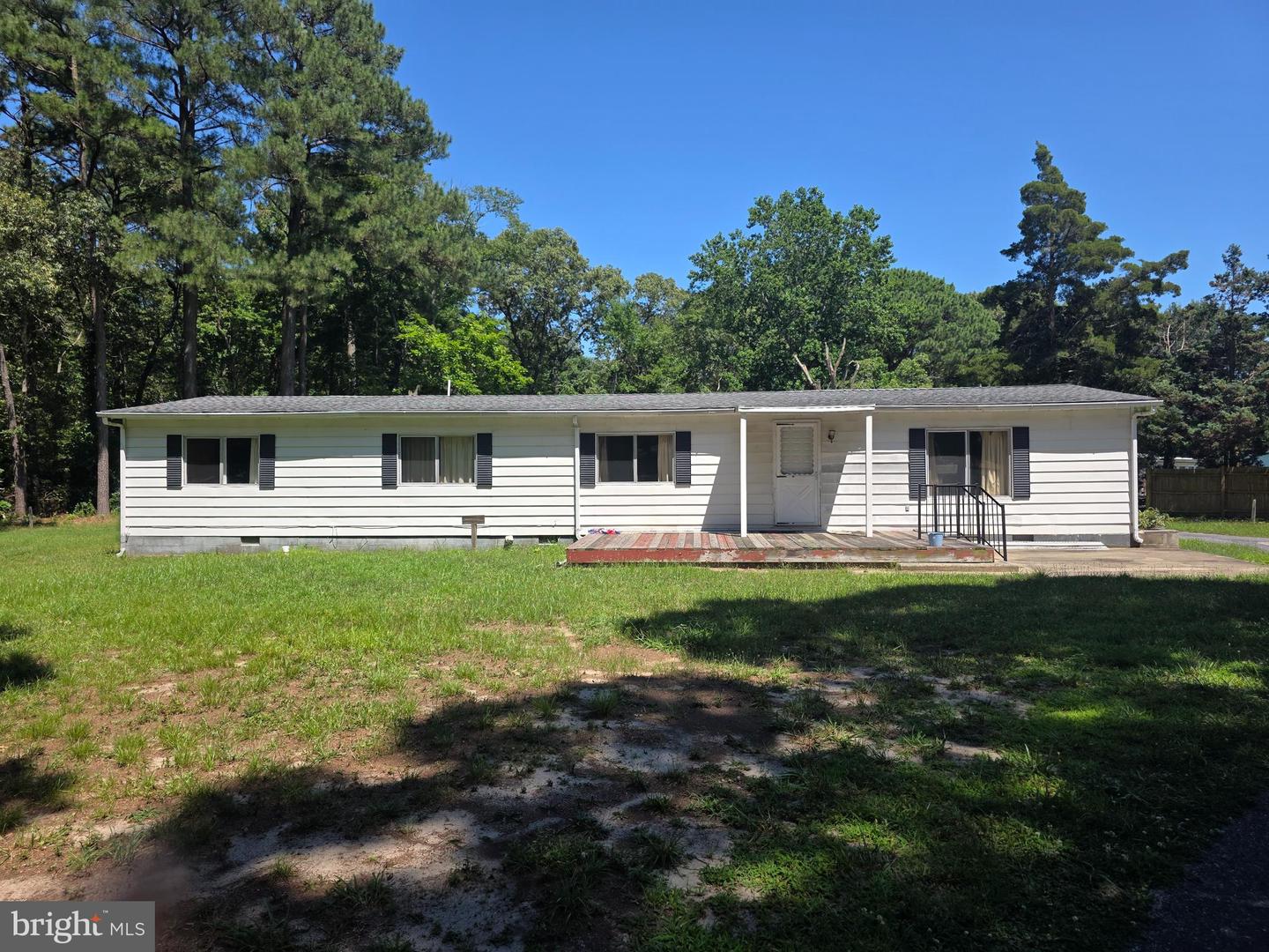 32924 Circle Dr Property Photo 1