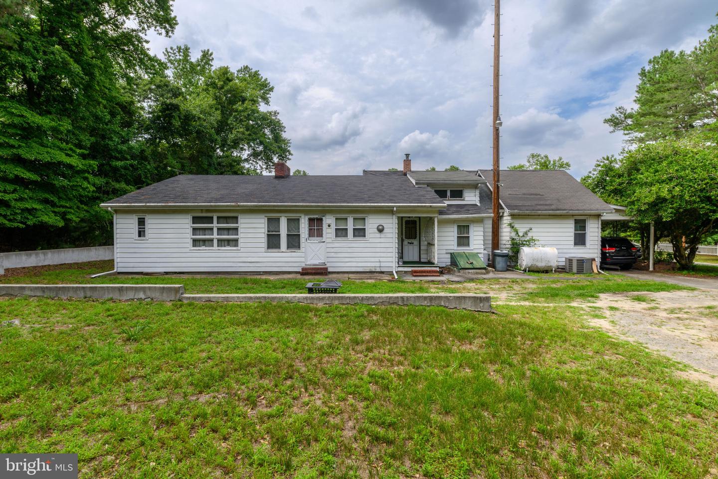 10458 Concord Rd Property Photo 1